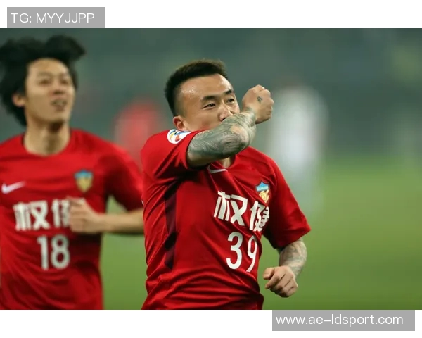 全北现代传奇球员崔喆淳宣布退役38岁收获10次联赛冠军与2次亚冠荣耀